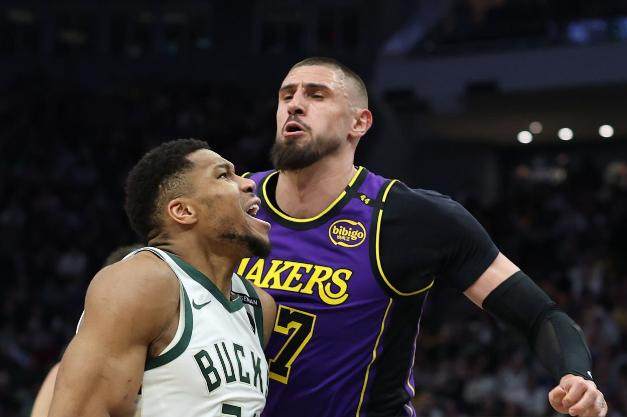 在线入口-湖人验出水货中锋！名记：约基奇明天要轰40+20+20