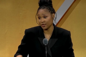 app下载-不败女王！WNBA传奇球星玛雅-摩尔正式入选奈史密斯名人堂