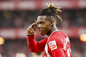 在线入口-天空：阿森纳有意尼科-威廉姆斯，并在关注约克雷斯伊萨克等中锋